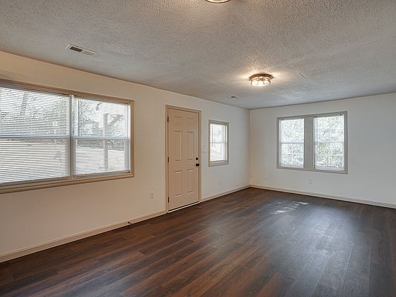 5th image of 927 Hulana St