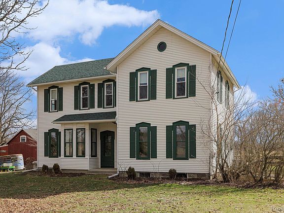 2nd image of 7861 Gregory Rd