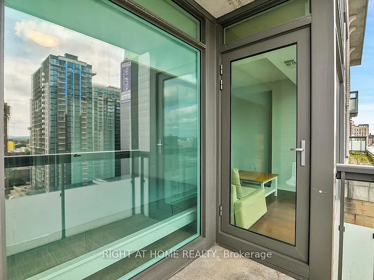 238 Besserer St #1406 — Photo 36