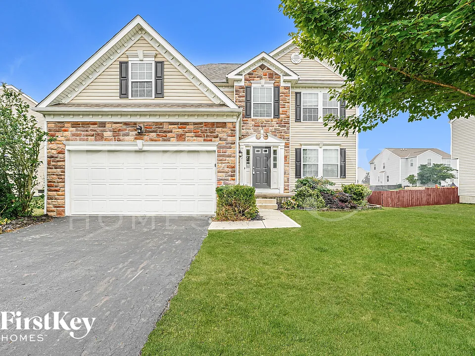 21 Hawthorne Dr