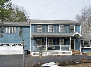 13 Cemetery St, Mendon, MA 01756