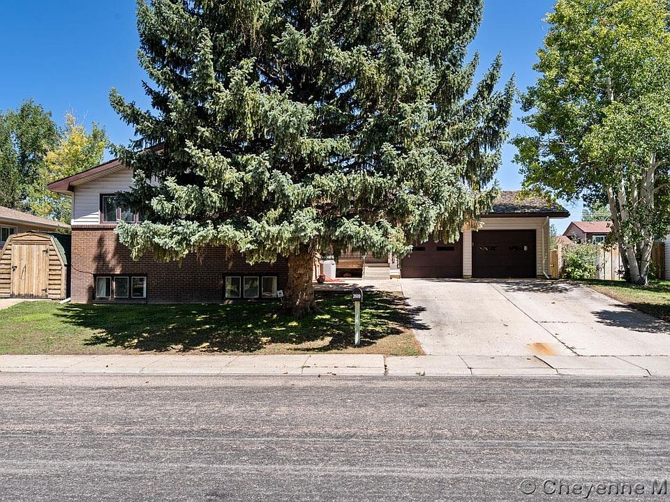 1st image of 2609 Park Ave