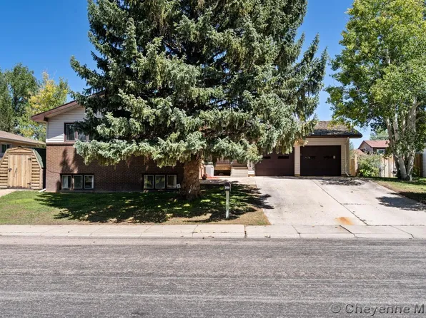 2609 Park Ave, Laramie, WY 82070