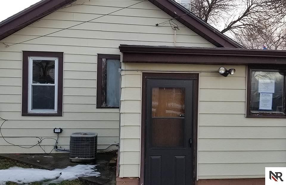 1st image of 6638 Pinkney St