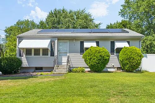 3 Gorwin Dr Photo 1