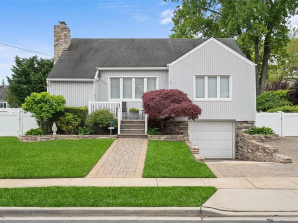 3322 Bayfield Boulevard, Oceanside, NY 11572