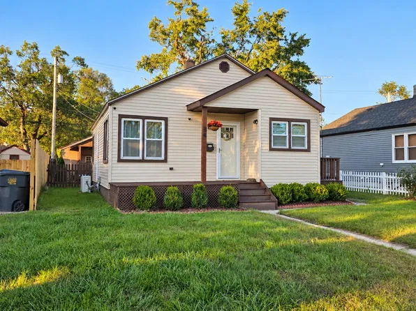 34 Huber Blvd, New Chicago, IN 46342