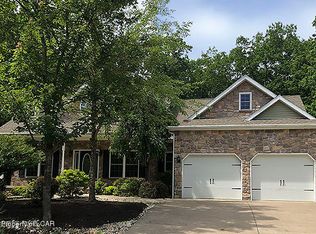 603 Turnberry Ln, Hazleton, PA 18202