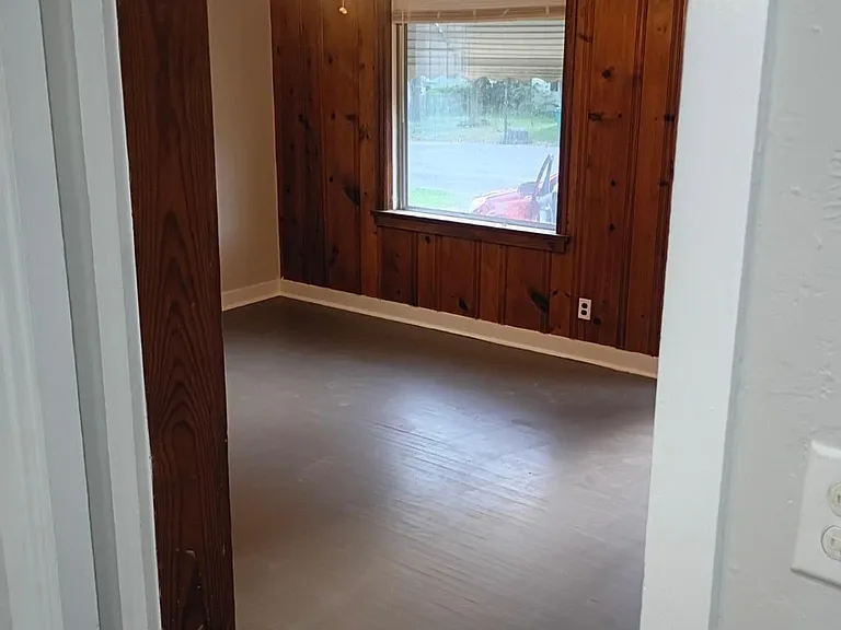 54 Webber St — Photo 13