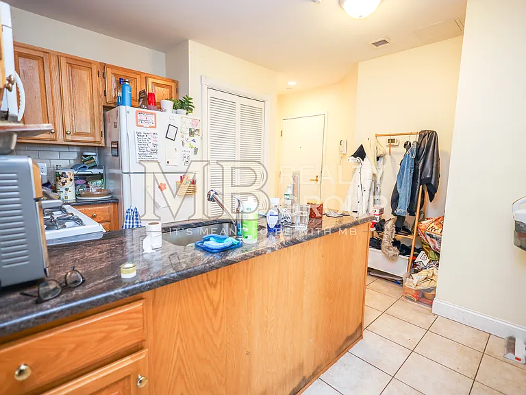 90 Westland Ave #301 — Photo 3