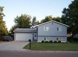 515 18th Ave N, Wahpeton, ND 58075