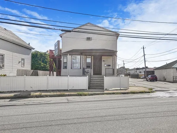 290 Rhode Island Ave, Fall River, MA 02724