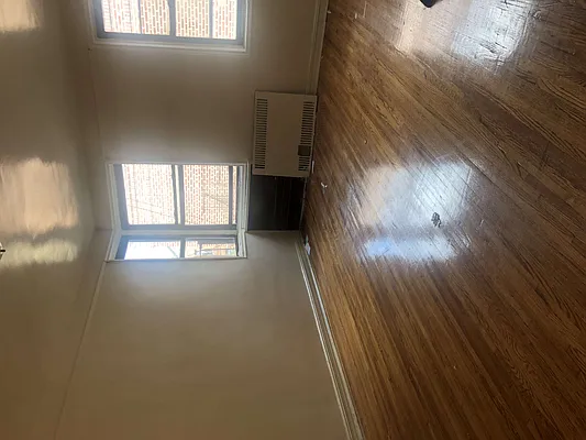 Rented by null | media 8