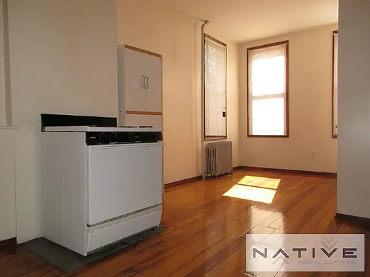 Rented by Native Real Estate LLC | media 8