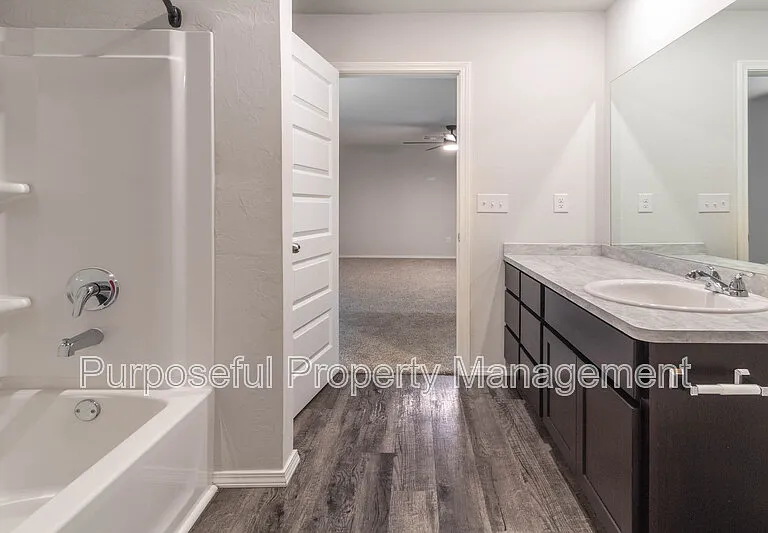 3793 Louthea Ln — Photo 17