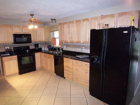 2nd image of 4542 36th Ave N
