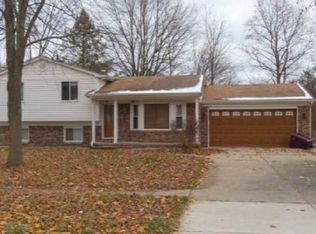 5091 June Dr, Almont, MI 48003
