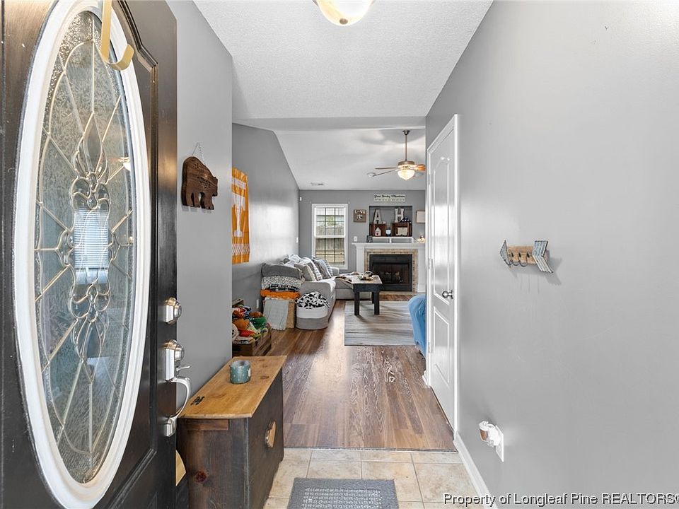 432 Bramblegate Rd Hope Mills NC Zillow