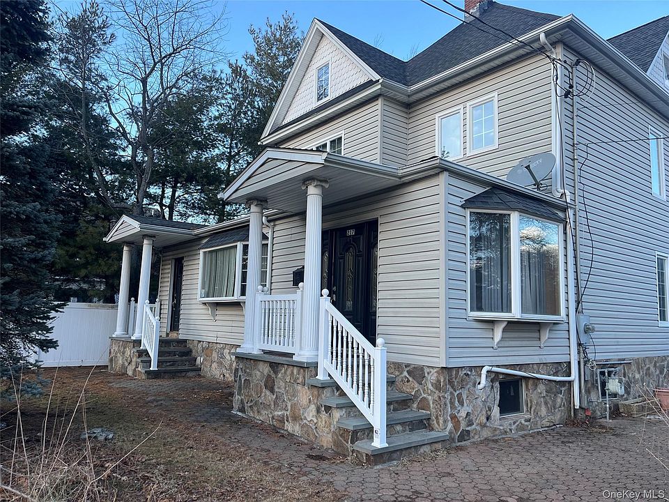 1st image of 217 Lincoln Avenue