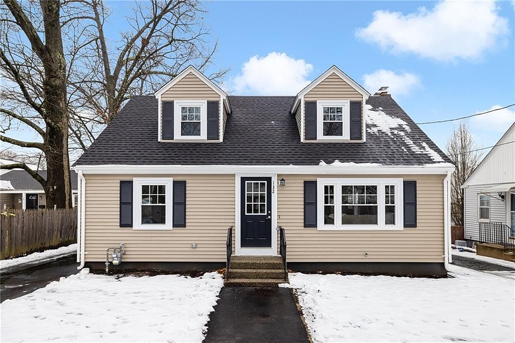 132 Elder St, Lincoln, RI 02865 | Zillow 132 Elder St, Lincoln, RI 02865 | Zillow