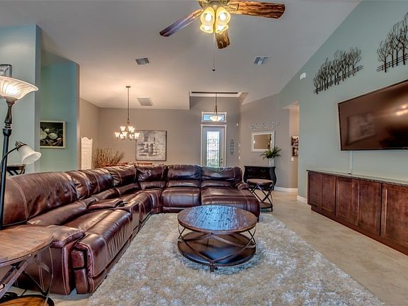 4th image of 5808 Elizabeth Ann Way #S