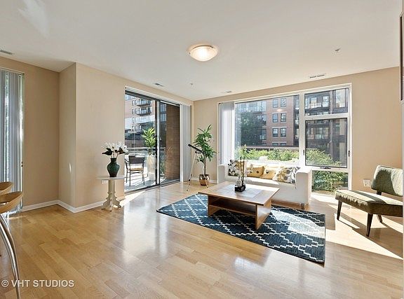 2nd image of 1740 Oak Ave Unit 308