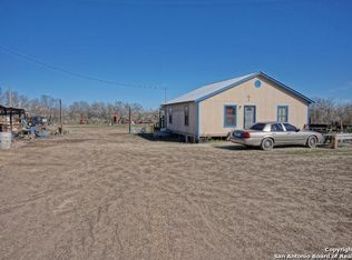 15749 Luckey Rd, Atascosa, TX 78002