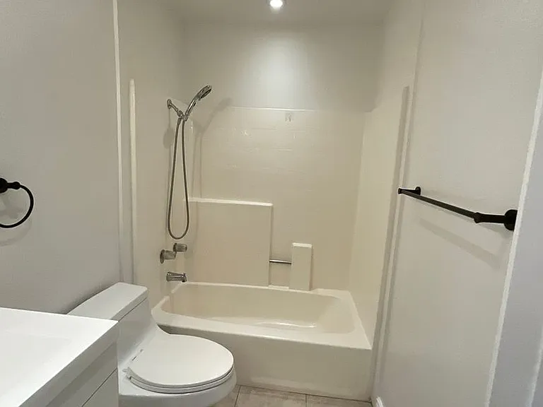 626 Lake St #54 — Photo 43