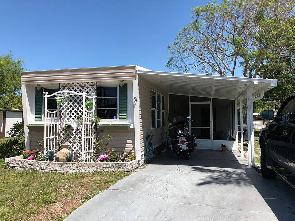 1st image of 13 Sophie Ave