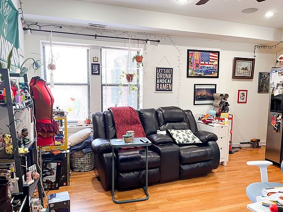 4th image of 3001-3009 W Gunnison St #3005-2E