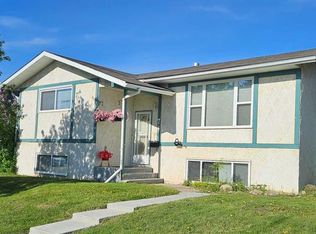 74 E Nichols Cres, Red Deer, AB T4P 1P6