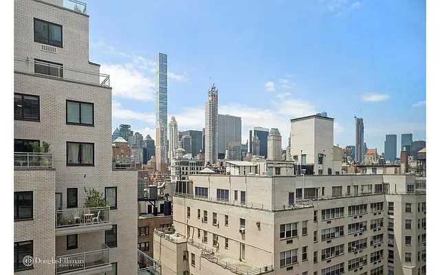 Sold by Douglas Elliman | media 10