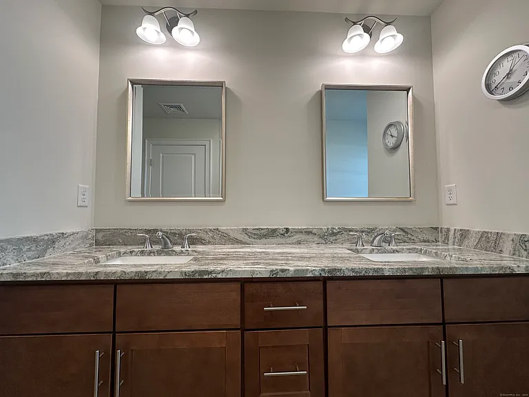 41 Park Ave #41 — Photo 18