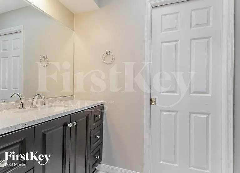 1365 Lech Ave NW — Photo 9