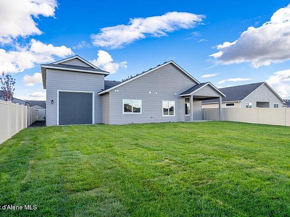 2nd image of 3863 Stockwell Ct
