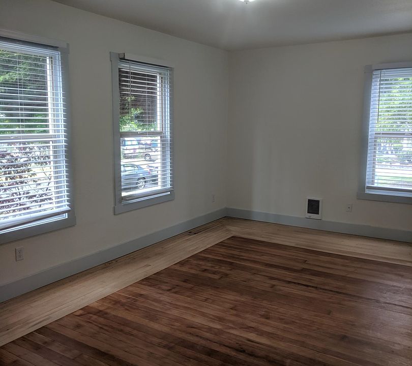 1st image of 1122 N 6th St APT 06