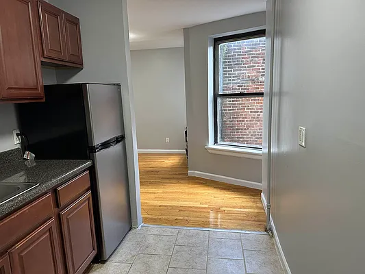 Rented by Premier One Realty LLC | media 2