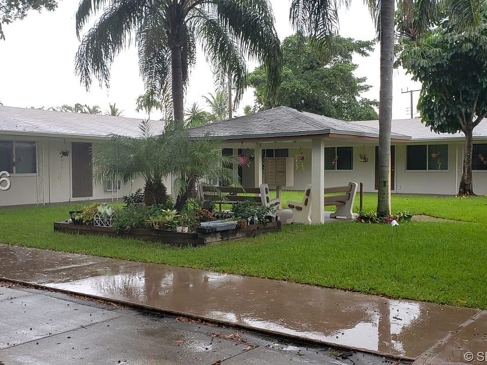 1st image of 2320 N 19th Ave APT 4