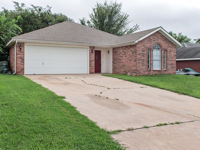 1222 S Pepper Tree Ln, Fayetteville, AR, 72704
