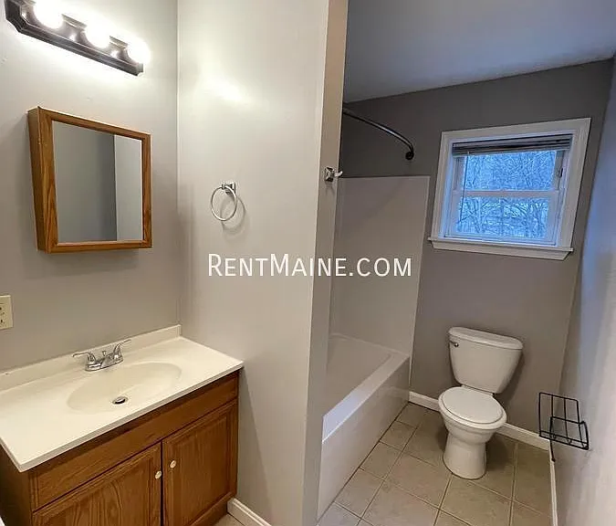 1835 Hammond St #2 — Photo 9