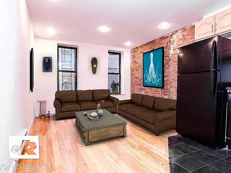 318 E 34th St #1B — Photo 1