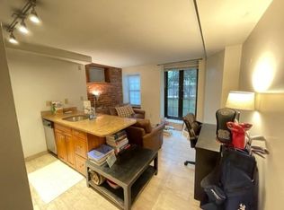 7 Henchman St #102, Boston, MA 02113