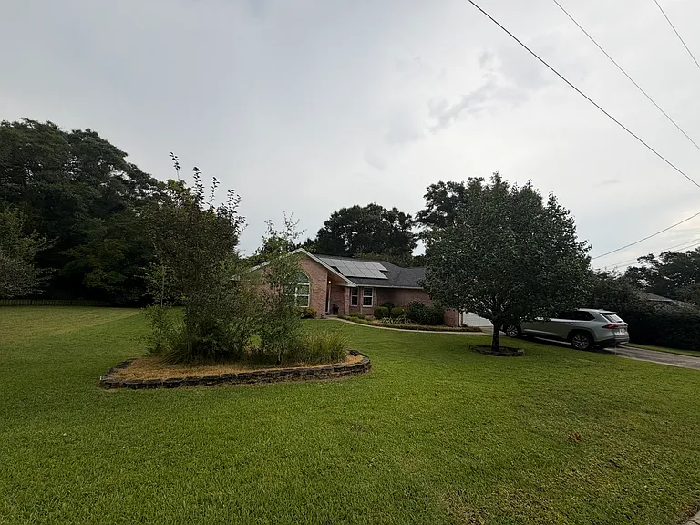 6734 Scotts Pl — Photo 3