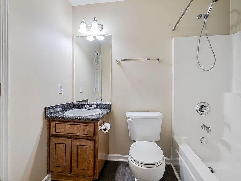 106 Mustang Dr — Photo 17