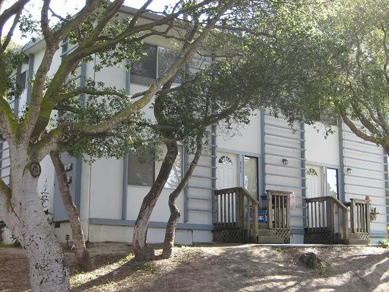2 bed, 720 sqft, $2,450 — Photo 1