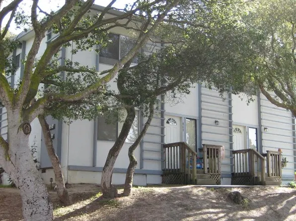 871 Lyndon St, Monterey, CA 93940