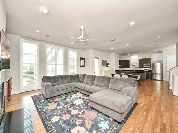 1406 Stanford St #D, Houston, TX 77019