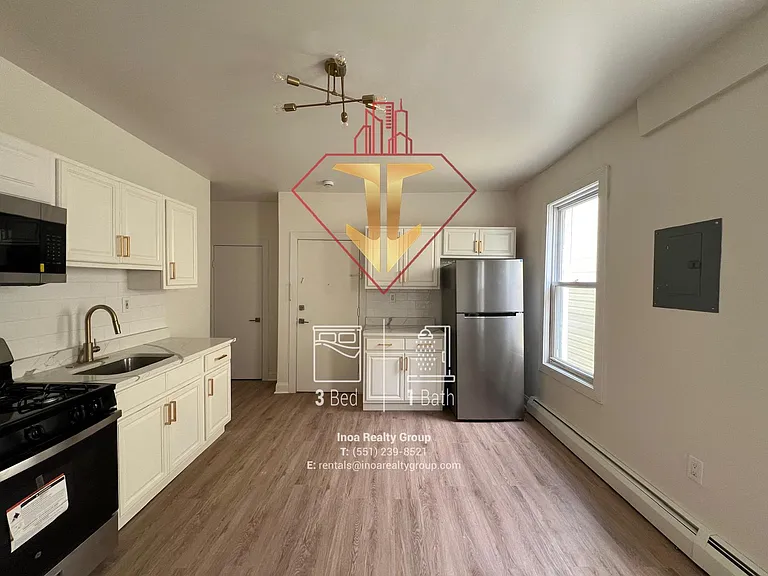 21-23 E 16th St #2F — Photo 7