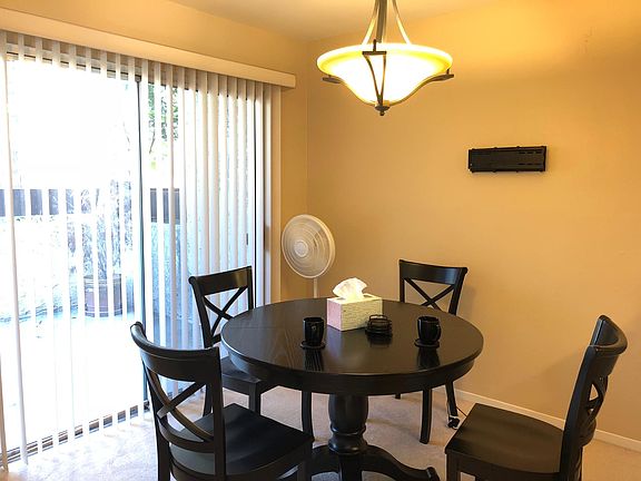 3rd image of 365 Mariposa Ave APT B