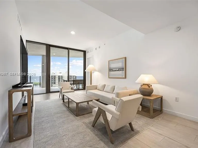 2831 S Bayshore Dr #CU-1701 — Photo 12